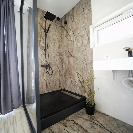 Gaujaclub - Our Bose And Bang&olufsen Lofts On A Apartment Gauja (Carnikava)